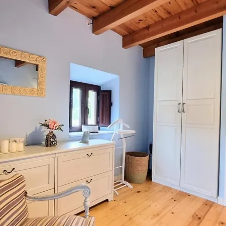 בית אירוח Casa Vacacional La Coruxa