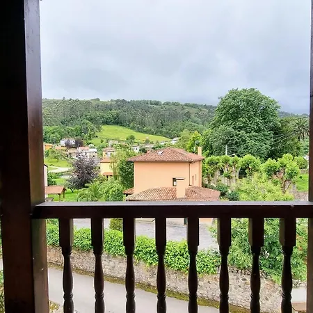 בית אירוח Casa Vacacional La Coruxa *