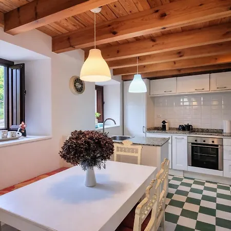 Casa La Curuxa En Vidiago, Llanes * Vidiago