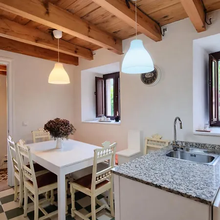 民宿 Casa La Curuxa En Vidiago, Llanes *